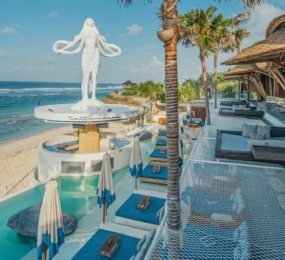 5 Beach Club Paling Instagramable yang Wajib Kamu Kunjungi